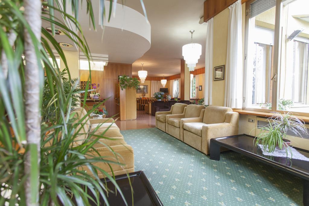 Hotel Rossini Tabiano Terme Extérieur photo
