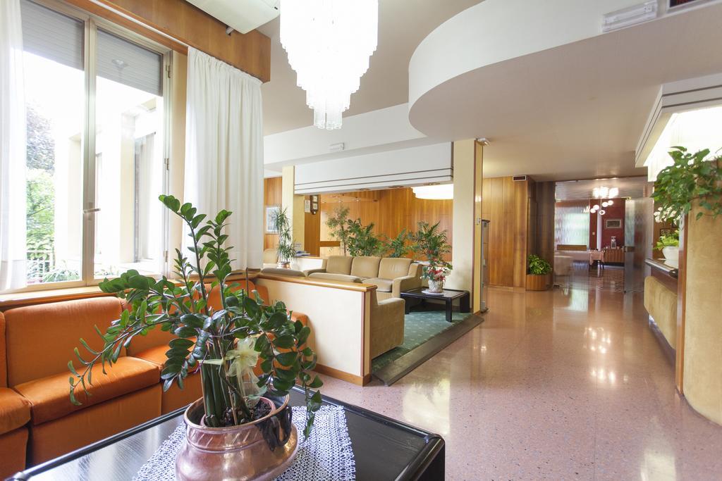 Hotel Rossini Tabiano Terme Extérieur photo