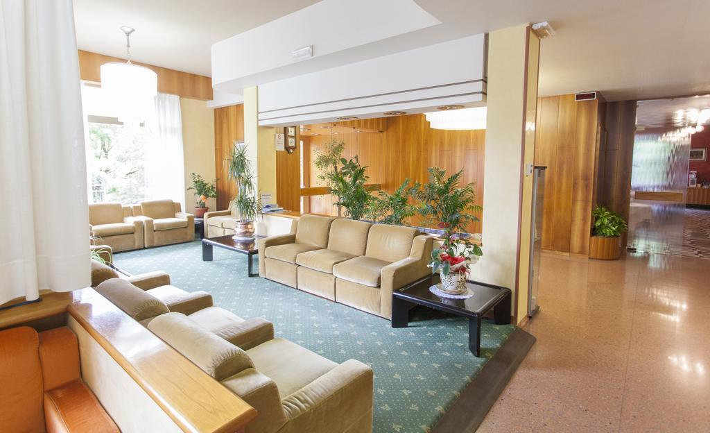 Hotel Rossini Tabiano Terme Extérieur photo